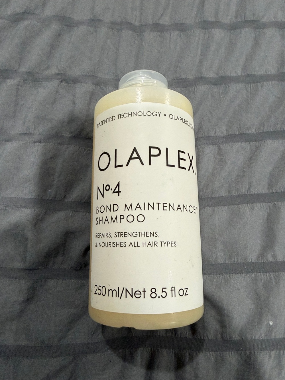 OLAPLEX No.4 Bond Maintenance Shampoo - Cream Bottle with White Label